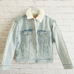 Rare NWT LEVI's Denim Ex-Boyfriend Sherpa Lined…